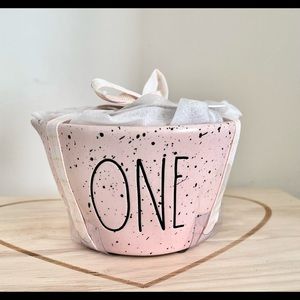 Rae Dunn measuring cups